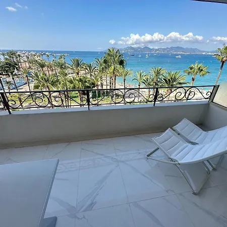 Bright One Bedroom On La Croisette * Cannes