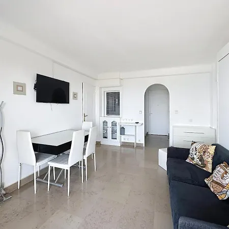 Bright One Bedroom On La Croisette Apartamento *